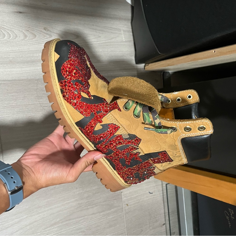 Timberlands 6" inch premium X Bape X Undefeated - custom 1 of 1 - LA Size 9